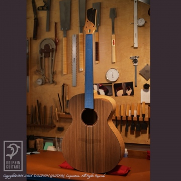 403 OM Cutaway (Sinker Redwood & Figured Mahogany)<font color=